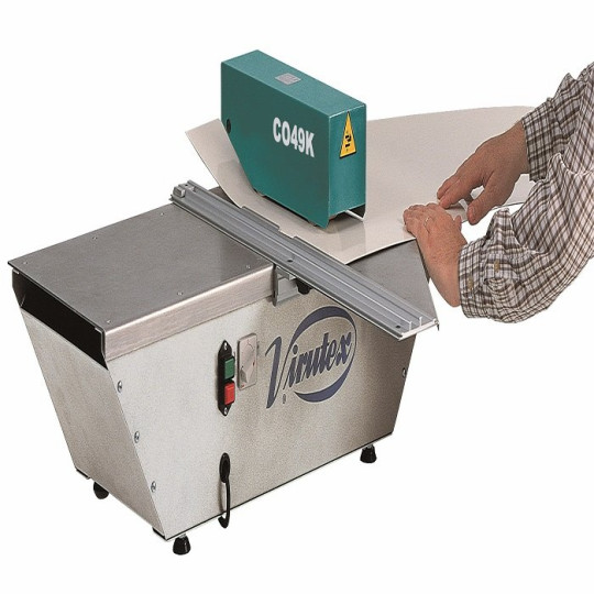 Automatyczna przycinarka laminatu 180W, max grubość cięcia 1,6mm, waga 44kg VIRTUEX CO49K Automatyczna przycinarka laminatu 180W, max grubość cięcia 1,6mm, waga 44kg VIRTUEX CO49K