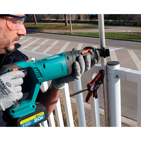 WYCOFANY SSB65 Piła szablasta akumulatorowa 20V, silnik bezszczotkowy, bez akumulatora &mdash; VIRUTEX