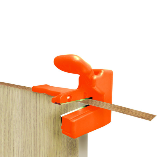 DET-002 Ręczna gilotyna końcowa CMT